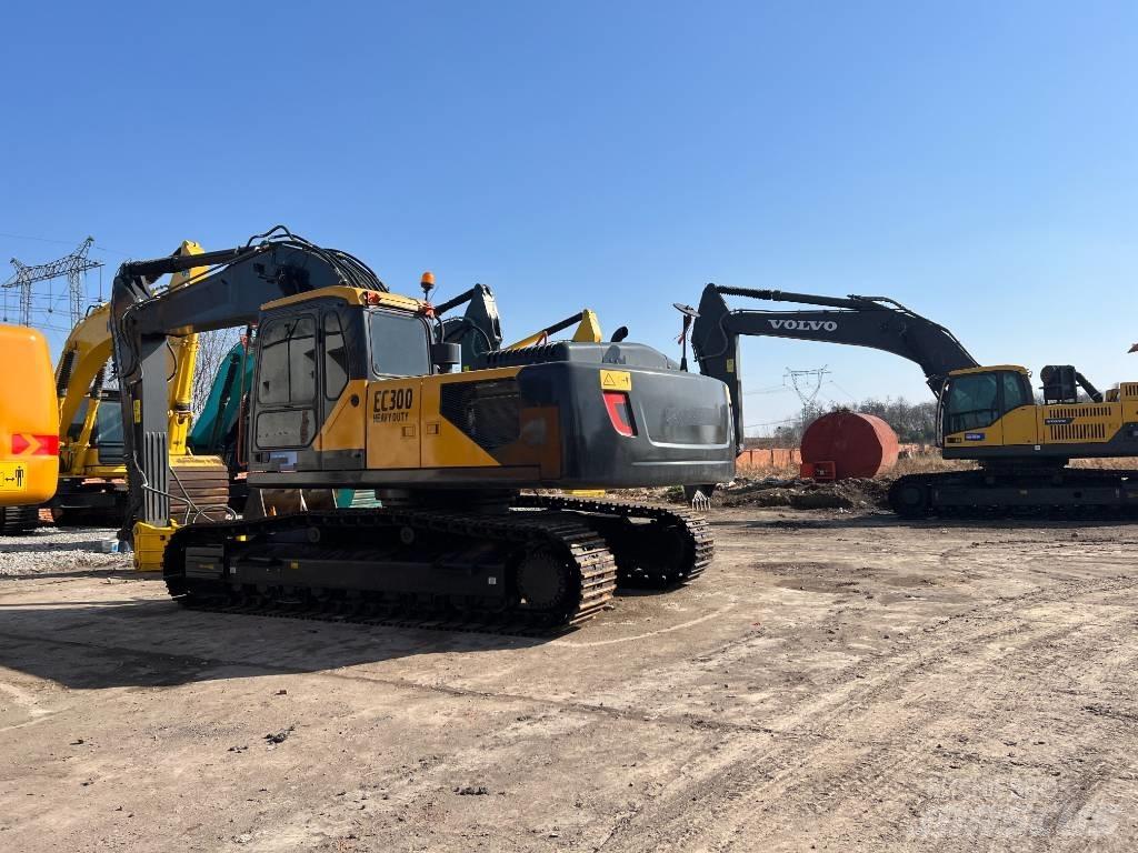 Volvo EC 300 D L Bandgrävare