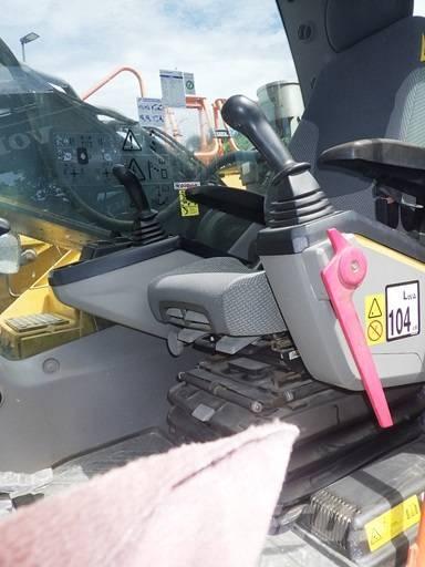 Volvo EC 300 E Bandgrävare