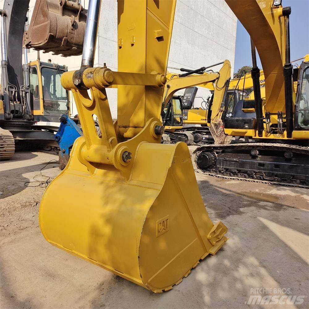 CAT 329 D Bandgrävare