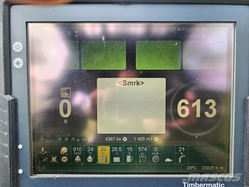 John Deere 1270 E Skördare