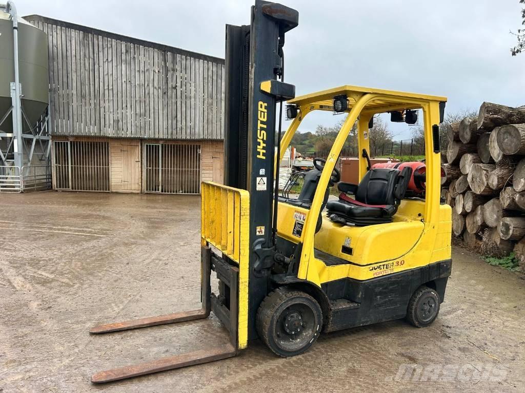 Hyster S 30 FT Gasolmotviktstruckar