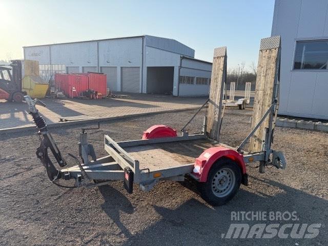Hubiere 1500/2000 Maskintransporter