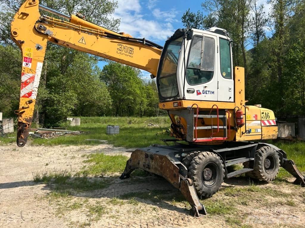 Liebherr A 316 Avfalls / industri hantering