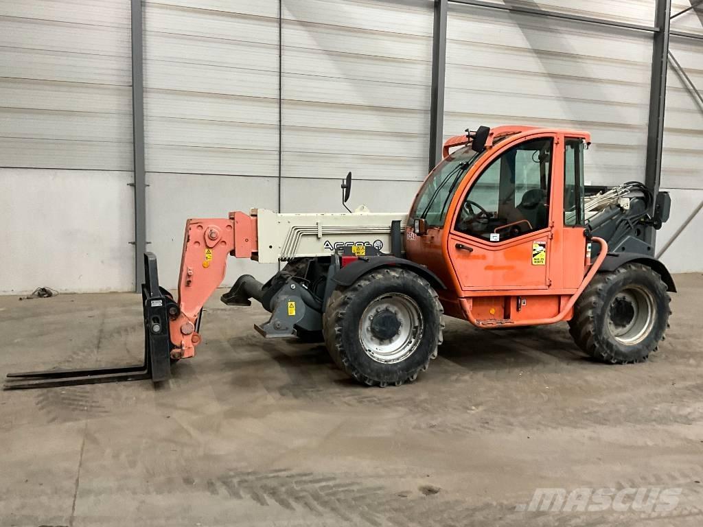 JLG 3513 Teleskoplastare