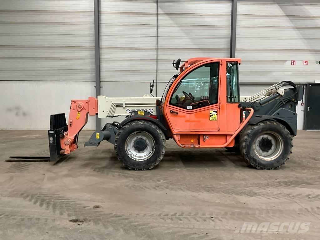 JLG 3513 Teleskoplastare