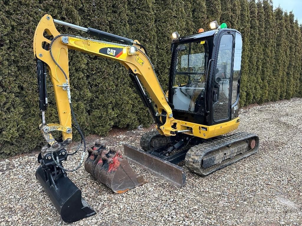 CAT 302.7 D CR Minigrävare < 7t