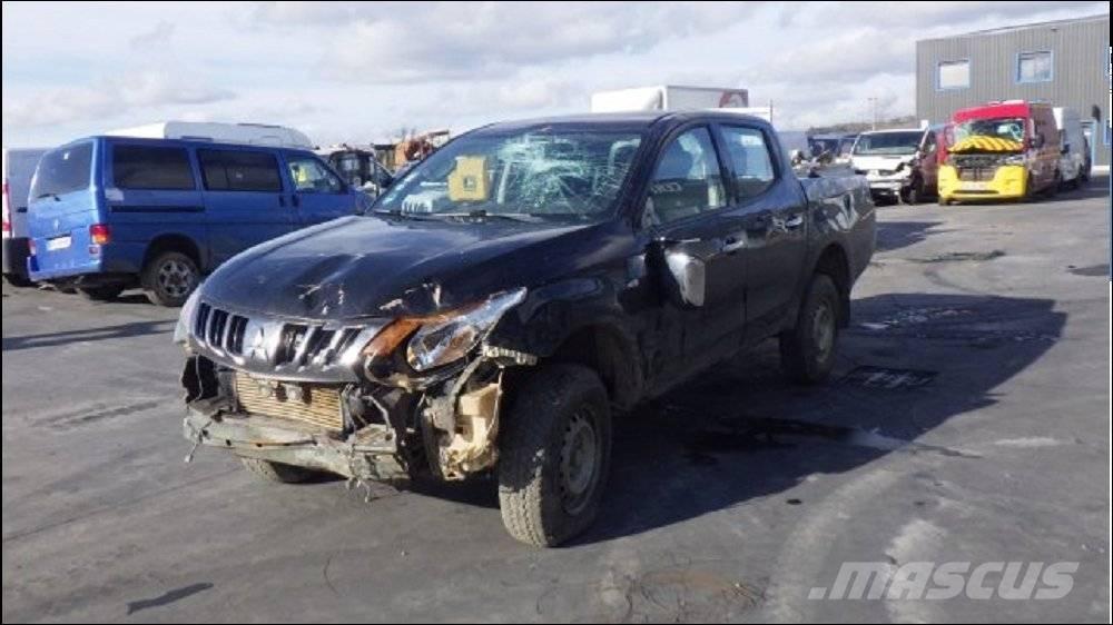 Mitsubishi L 200 4 Flakbilar/Pickuper