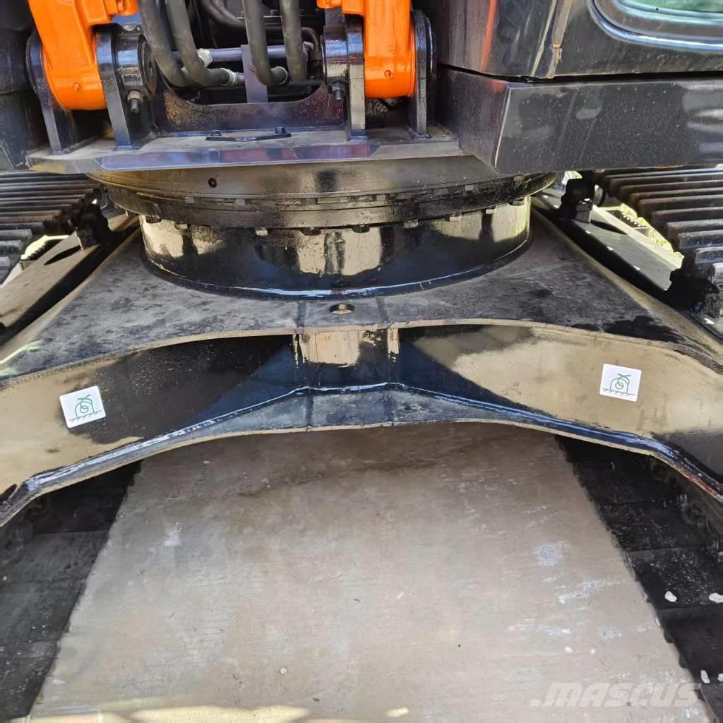 Hitachi ZX 130 LC Bandgrävare