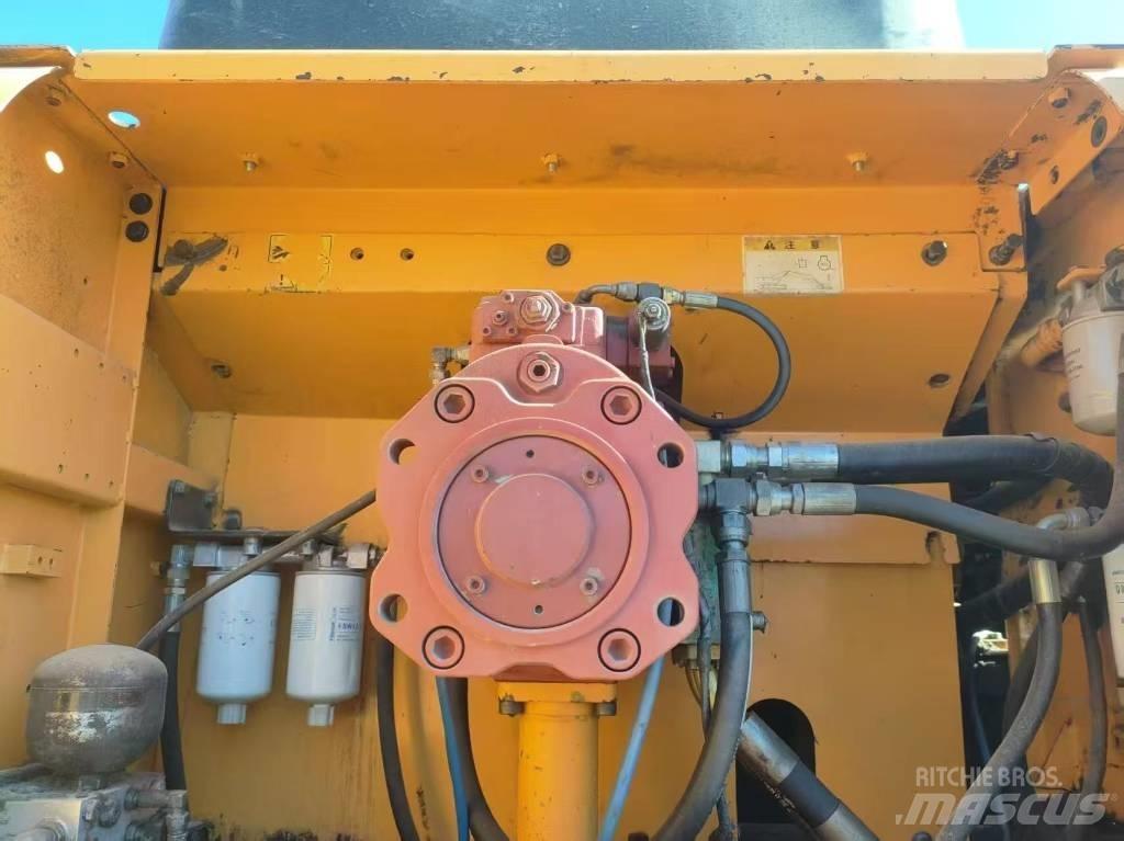 Hyundai R520LC-9T Bandgrävare