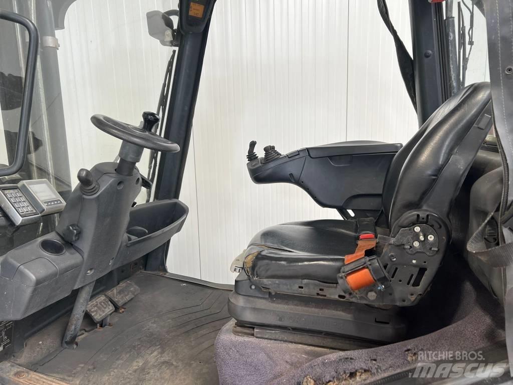 Linde H30T-02 Gasolmotviktstruckar