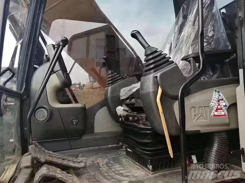 CAT 320 D Bandgrävare