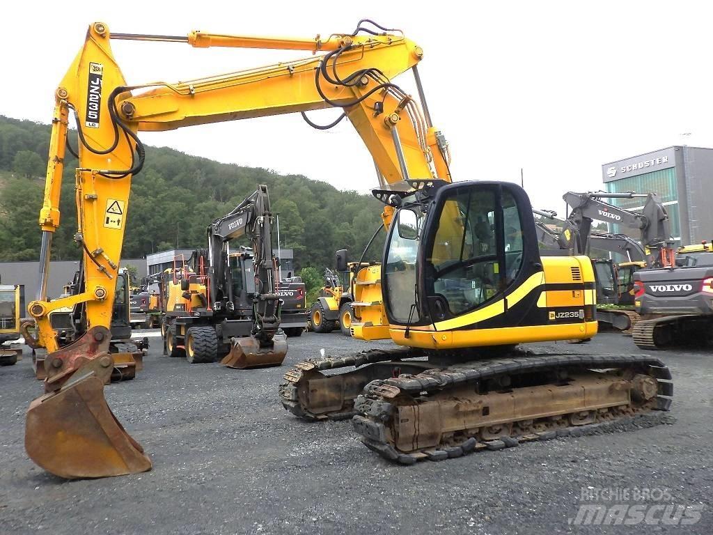 JCB JZ 235 LC Bandgrävare