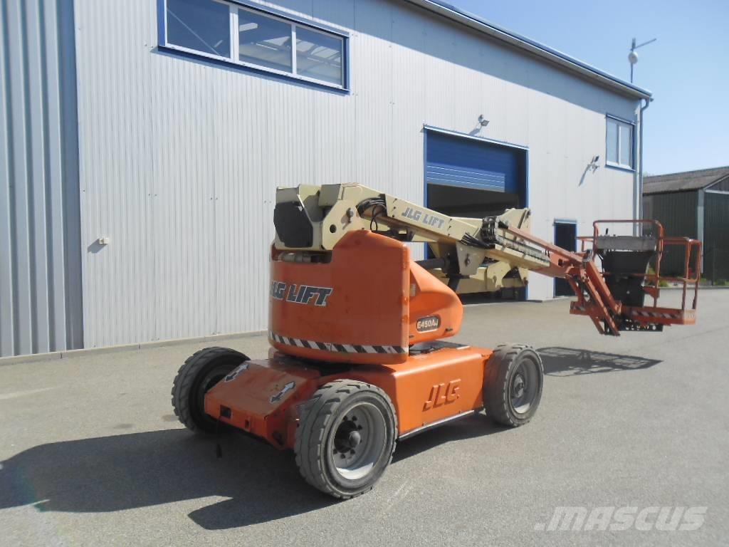 JLG E 450 AJ Bomliftar