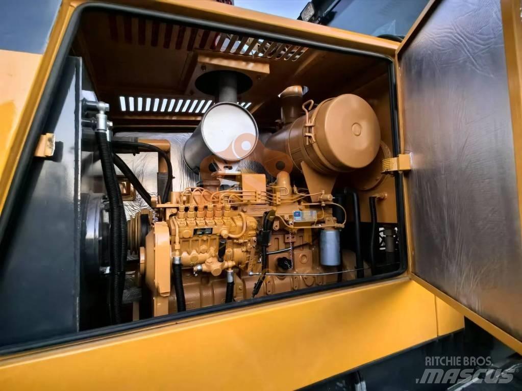 XCMG GR 2153 Väghyvlar