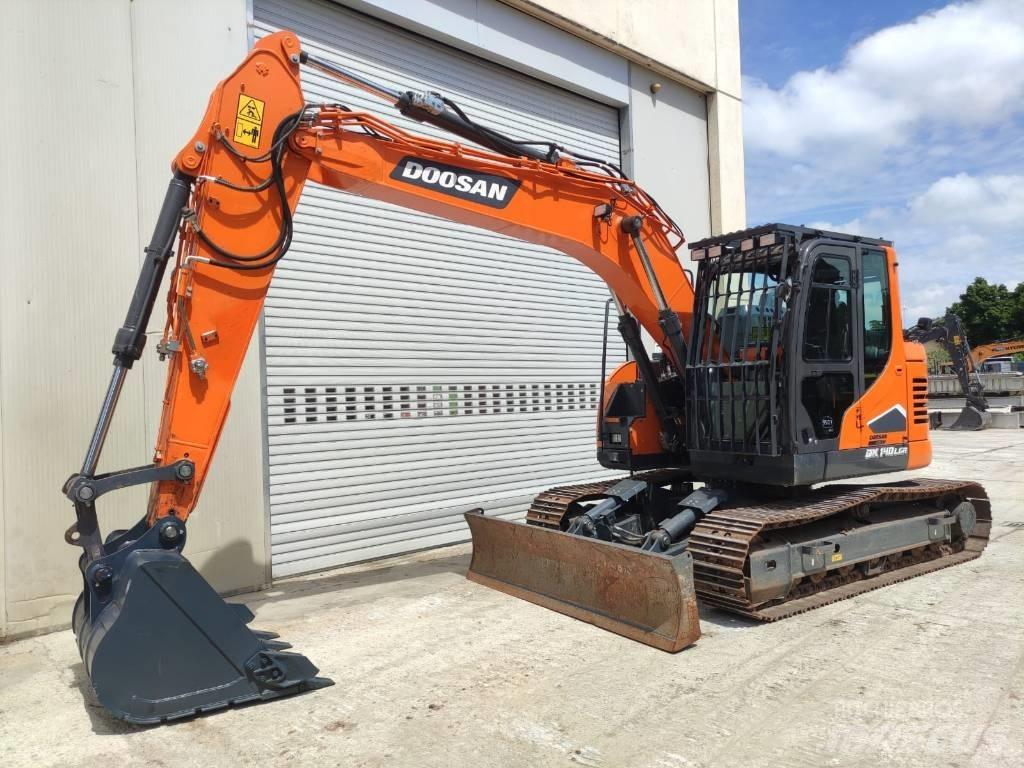 Doosan DX 140 LCR-7 Bandgrävare