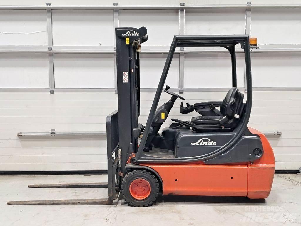 Linde E18C-02 Elmotviktstruckar