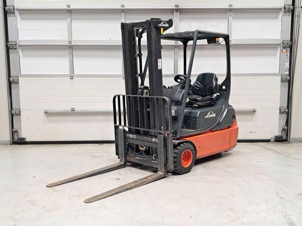 Linde E18C-02 Elmotviktstruckar