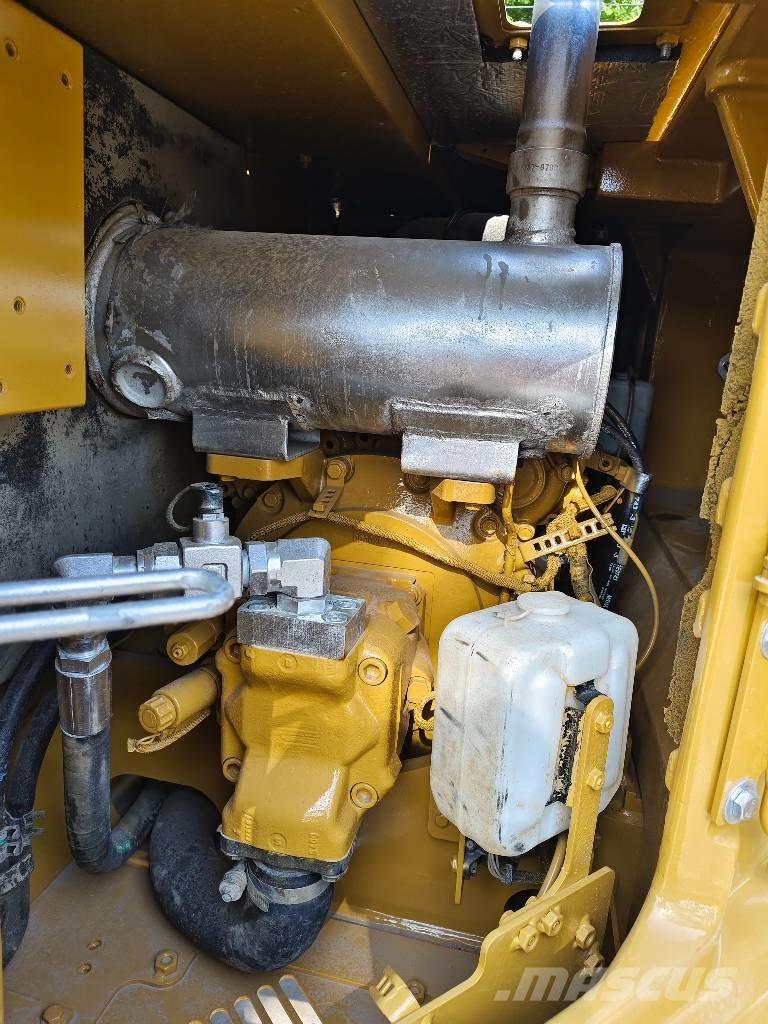 CAT 310 Bandgrävare