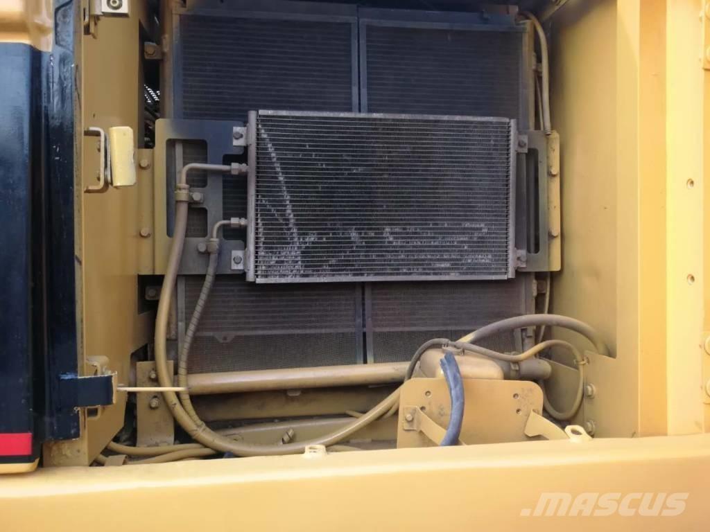 CAT 320C Bandgrävare