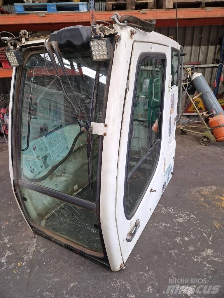 Liebherr A 904 C Hytter och interiör