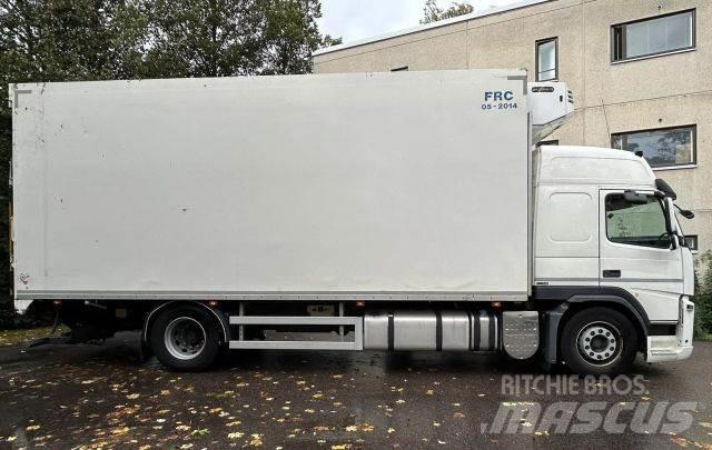 Volvo FM-4X2R Skåpbilar