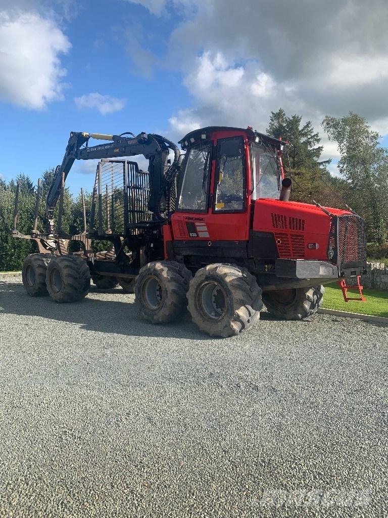 Komatsu 835 Skotare