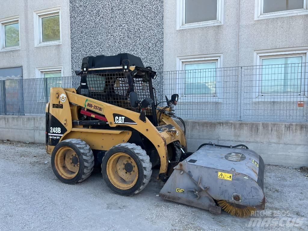CAT 248 B HF-XPS Kompaktlastare