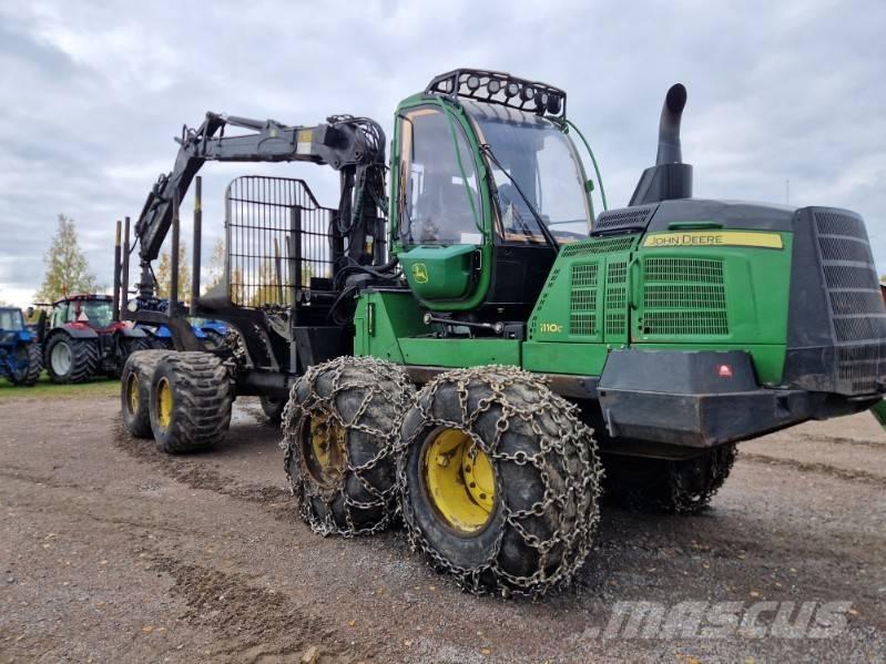 John Deere 1110 G Skotare
