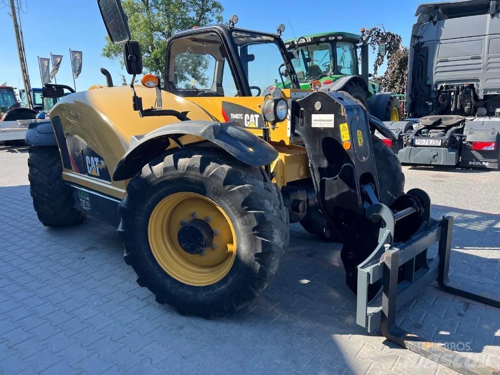 CAT TH 407 C Teleskoplastare