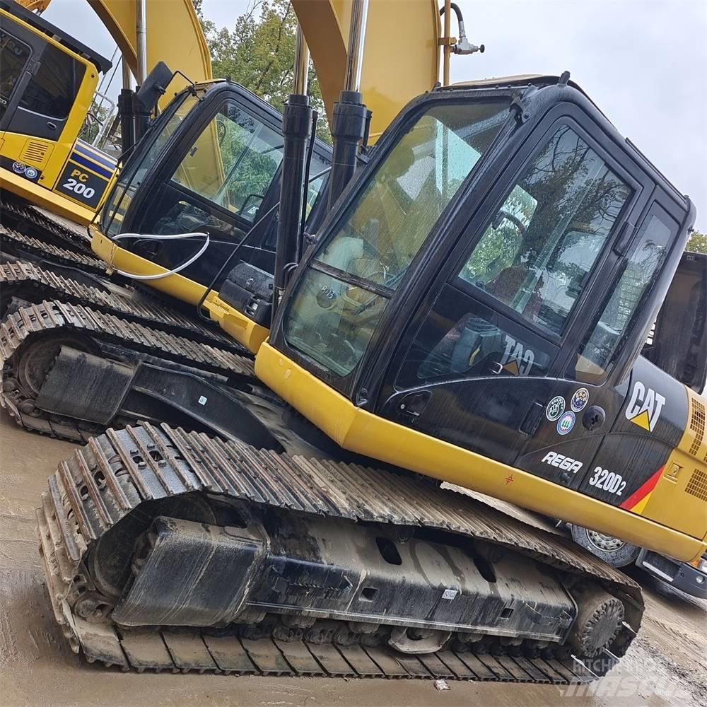 CAT 320 D Bandgrävare