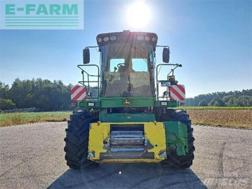 John Deere 7750 Självgående fälthackar