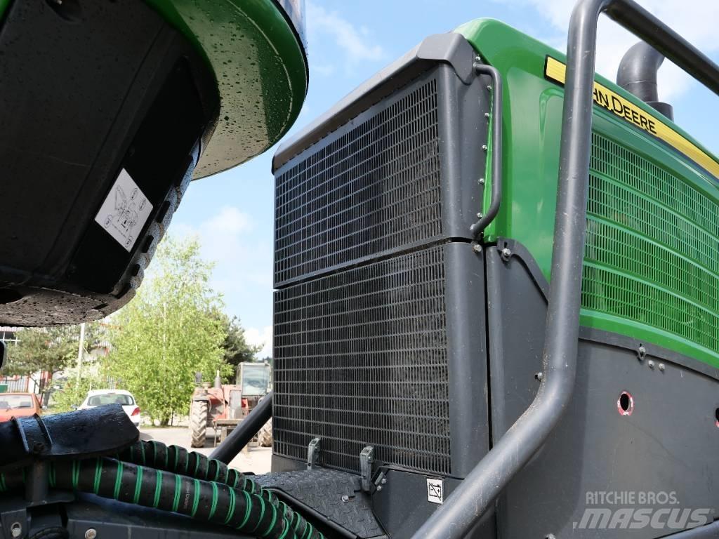 John Deere 1270 G Skördare