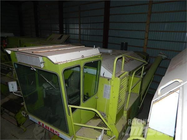 CLAAS Dominator 56 Skördetröskor