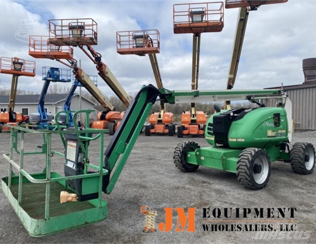 JLG 600 AJ Bomliftar