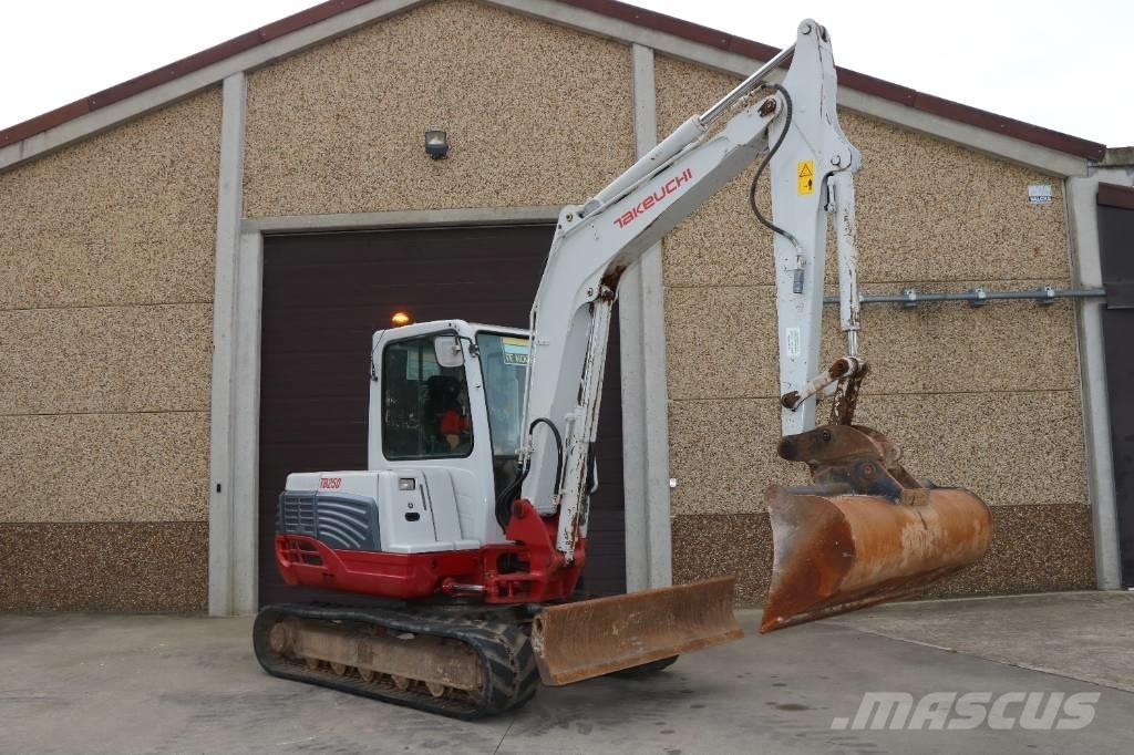 Takeuchi TB 250 Minigrävare < 7t