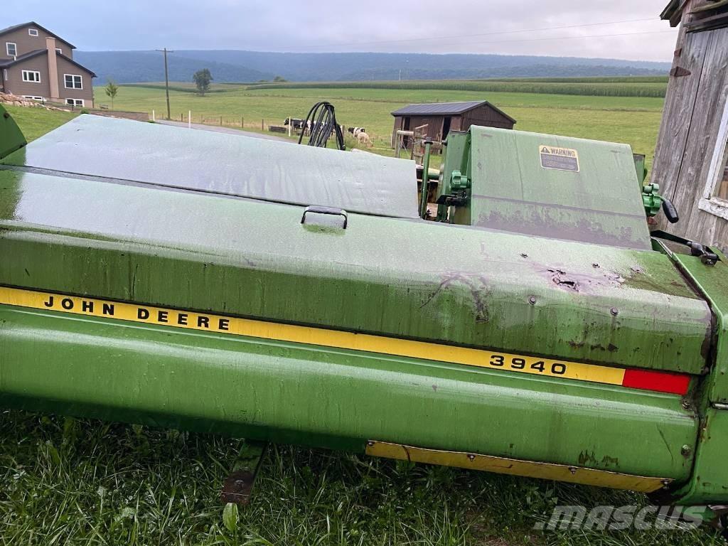 John Deere 3940 Fälthackar