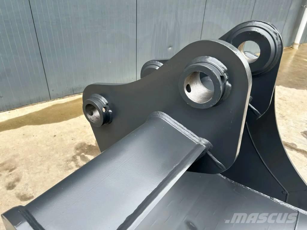 Hitachi ZX210 - 1.40m Skopor