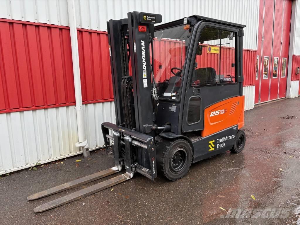 Doosan B 25 X-7 Elmotviktstruckar