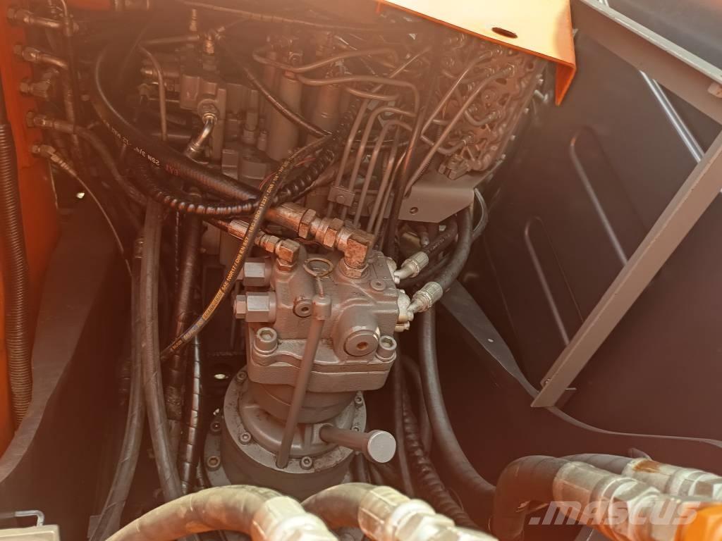 Hitachi ZX 120 Bandgrävare