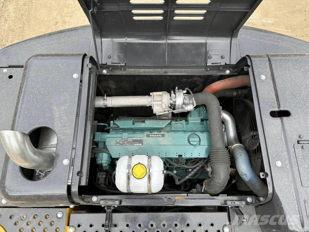 Volvo EC210D Bandgrävare