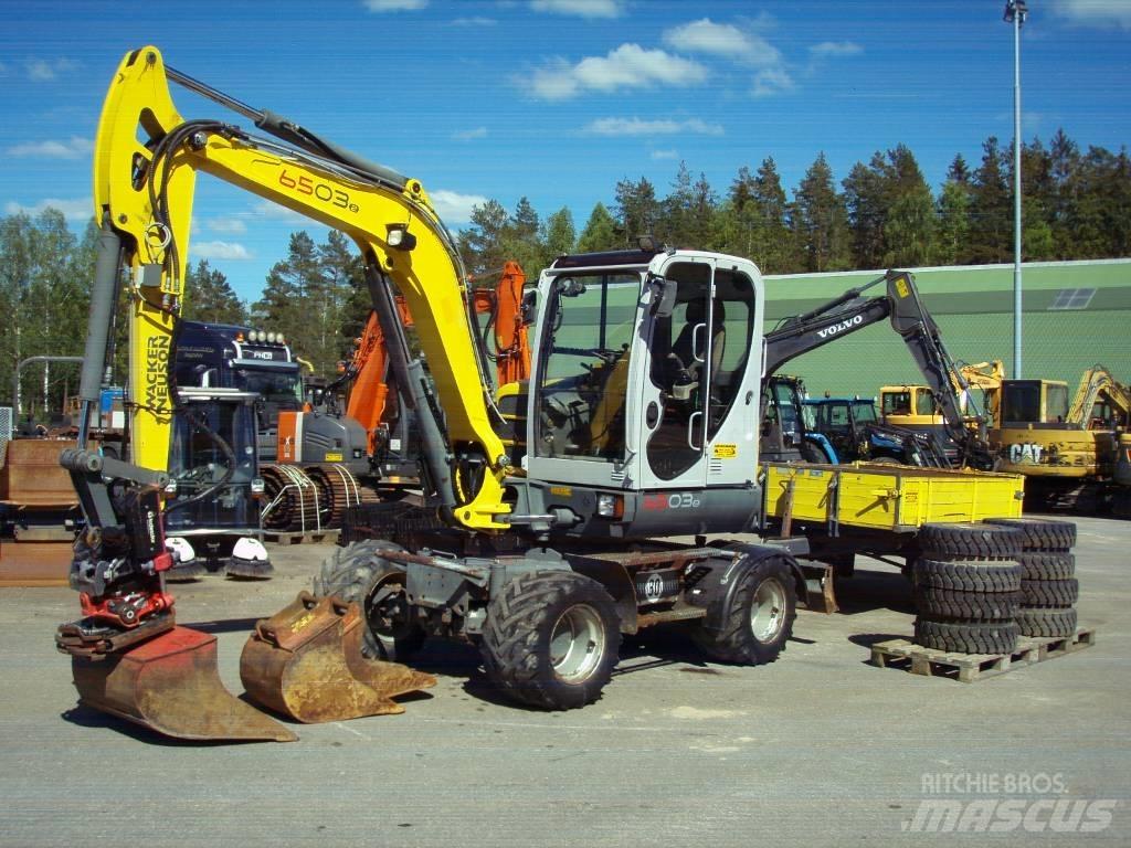 Neuson 6503-2 30Km/h Hjulgrävare