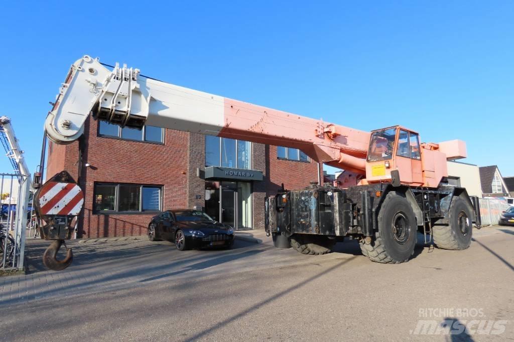 Liebherr LTL 1060 Terrängkranar (Grov terräng)