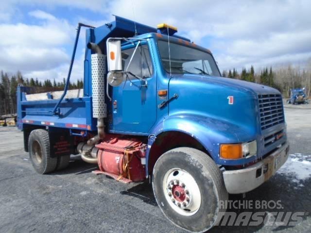 International 8100 Tippbilar