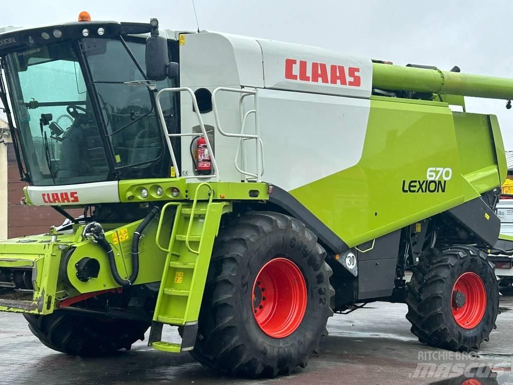 CLAAS Lexion 670 4x4 Skördetröskor