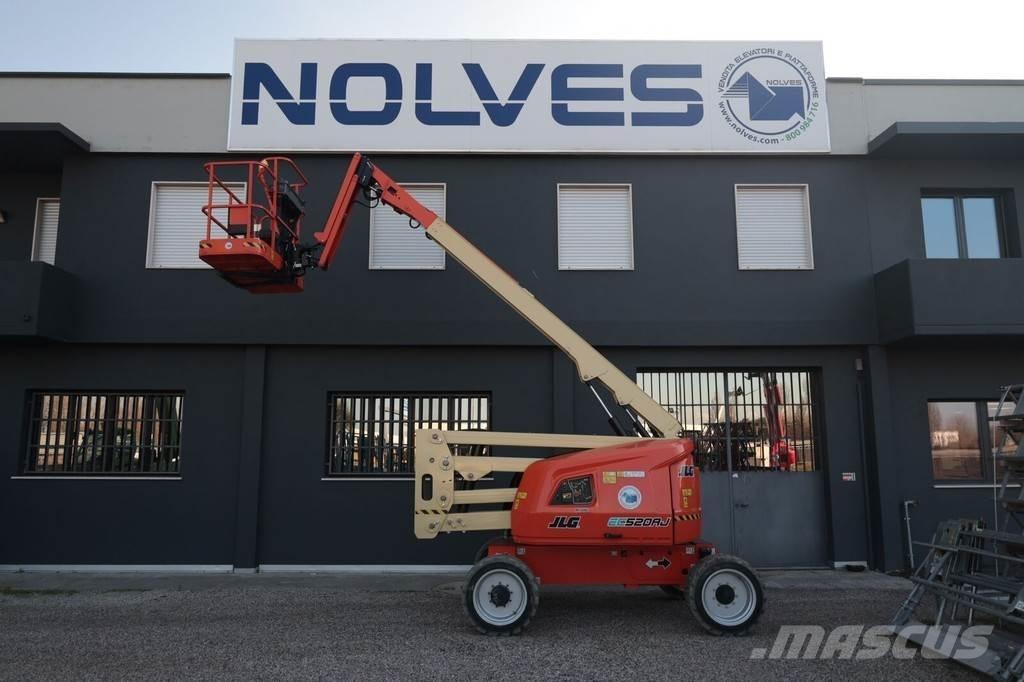 JLG EC520AJ Bomliftar