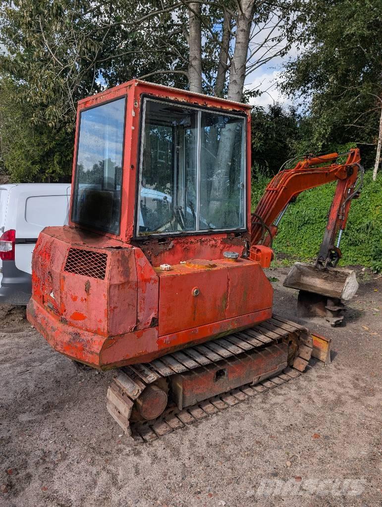 Komatsu PC 10-5 Minigrävare < 7t