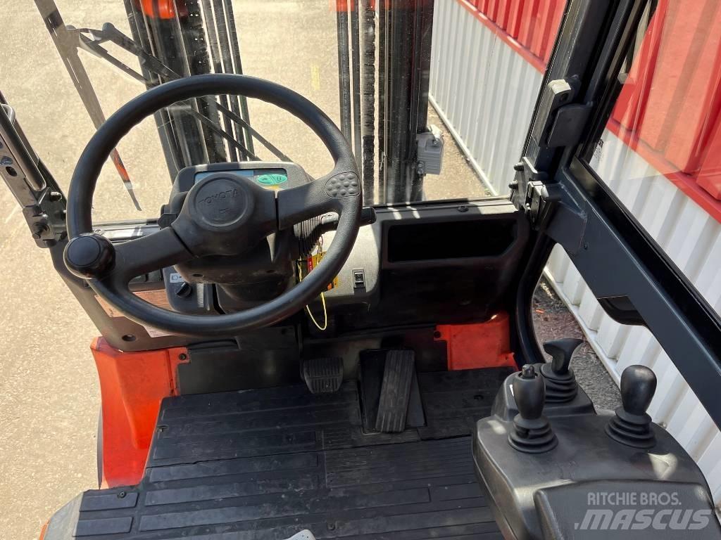 Toyota 7 FB MF 35 Elmotviktstruckar