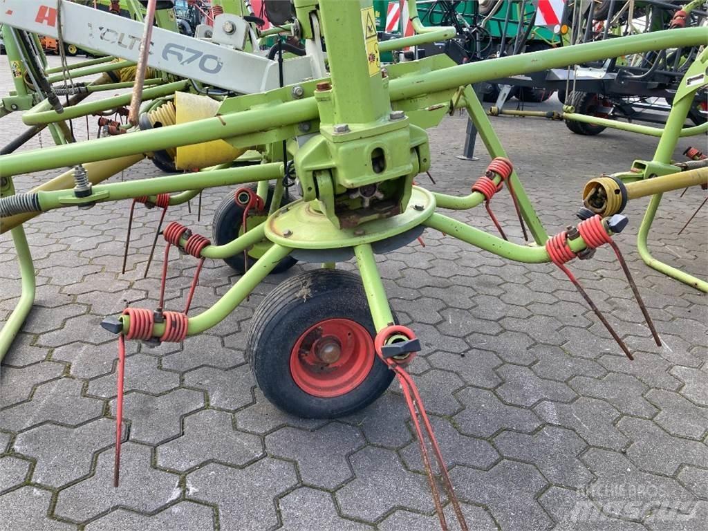 CLAAS Volto 670 Vändare och luftare