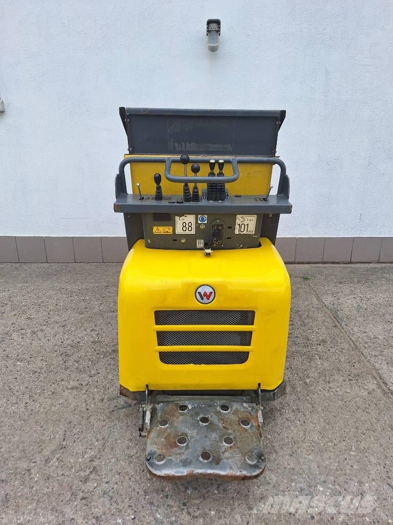 Wacker Neuson DT 12 Banddumprar