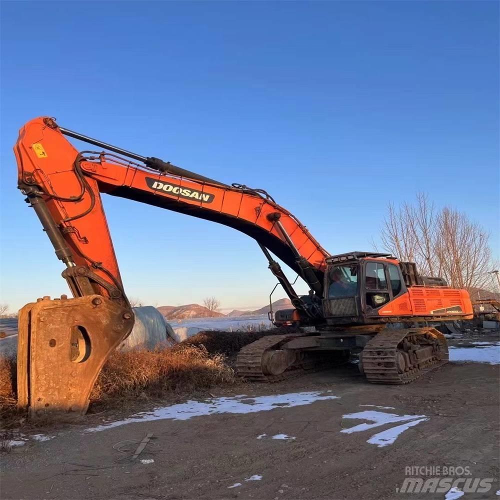 Doosan DX150LC-9C Bandgrävare